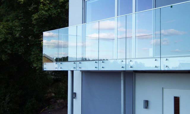 نرده شیشه ای فیکس پوینت